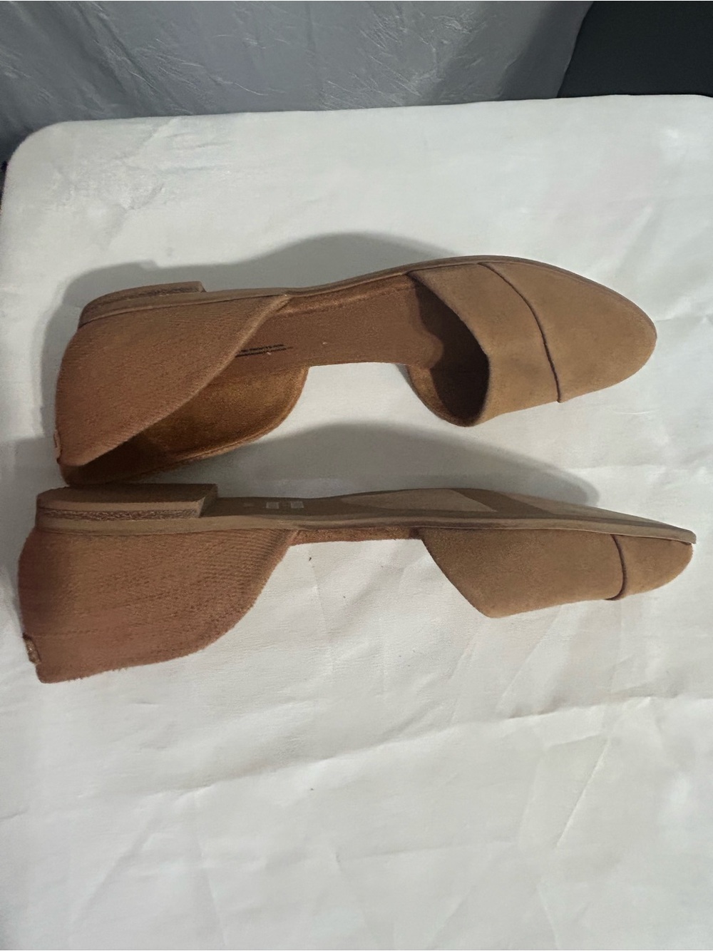 TOMS Tan Suede D'Orsay Pointed Flats - Picture 5 of 9